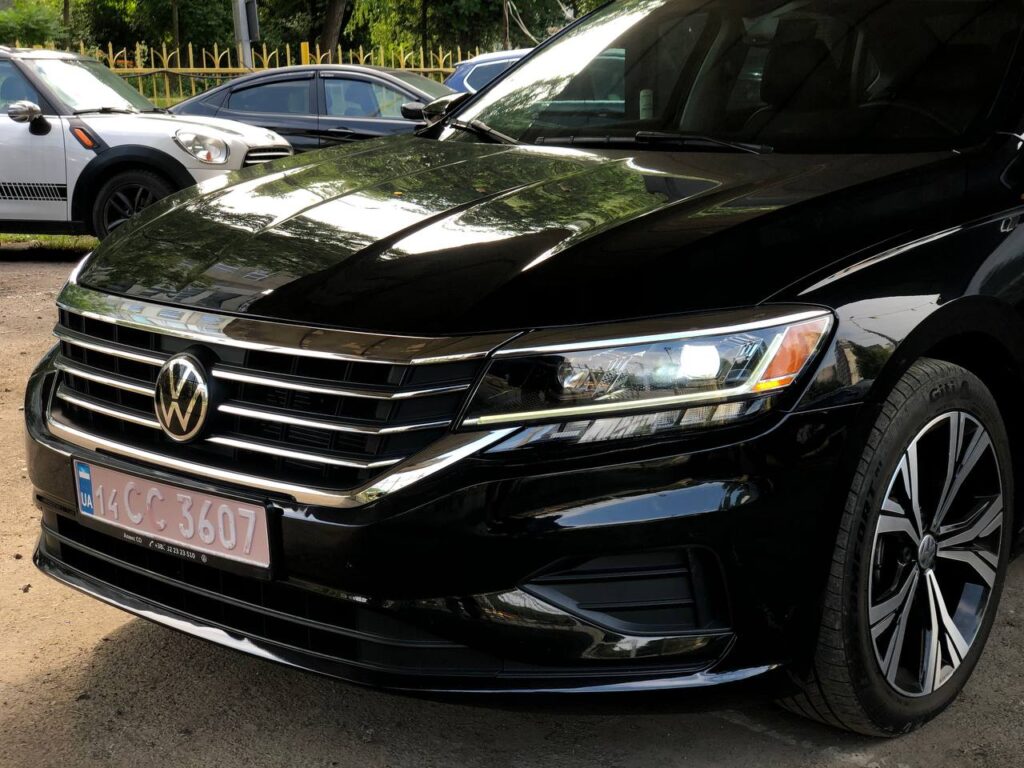 VOLKSWAGEN PASSAT 2021