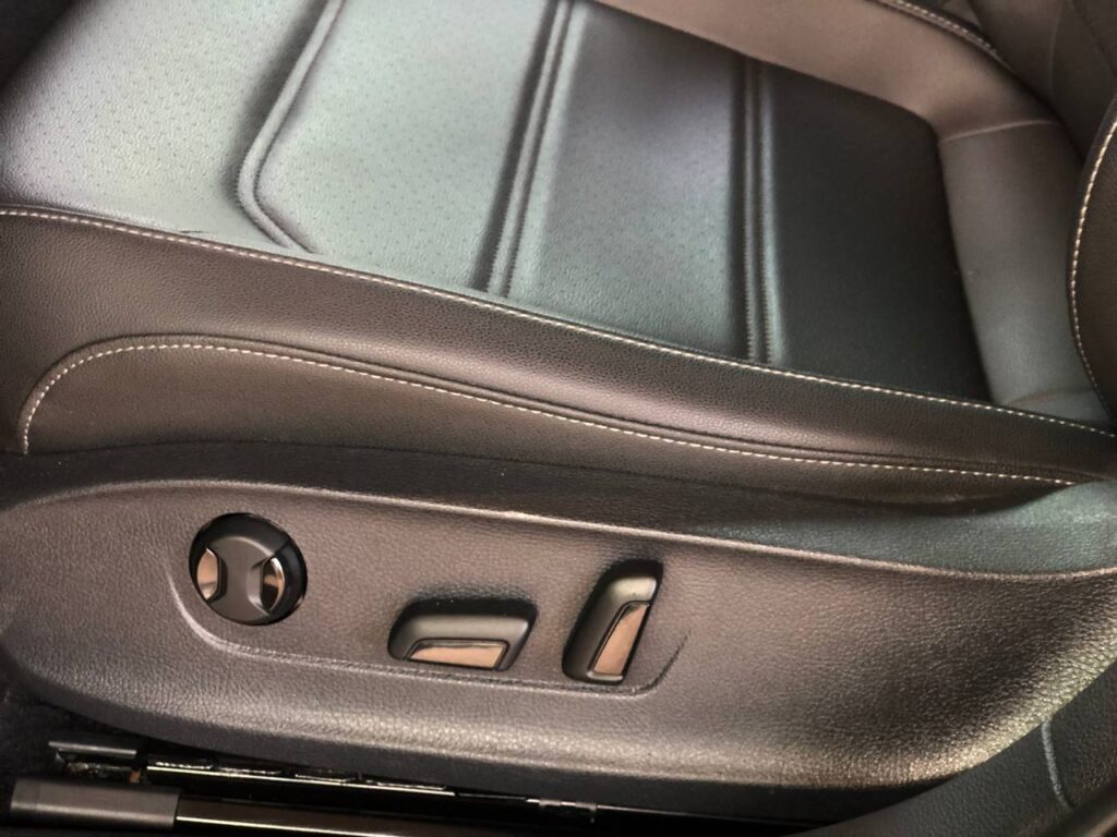 VOLKSWAGEN PASSAT 2021