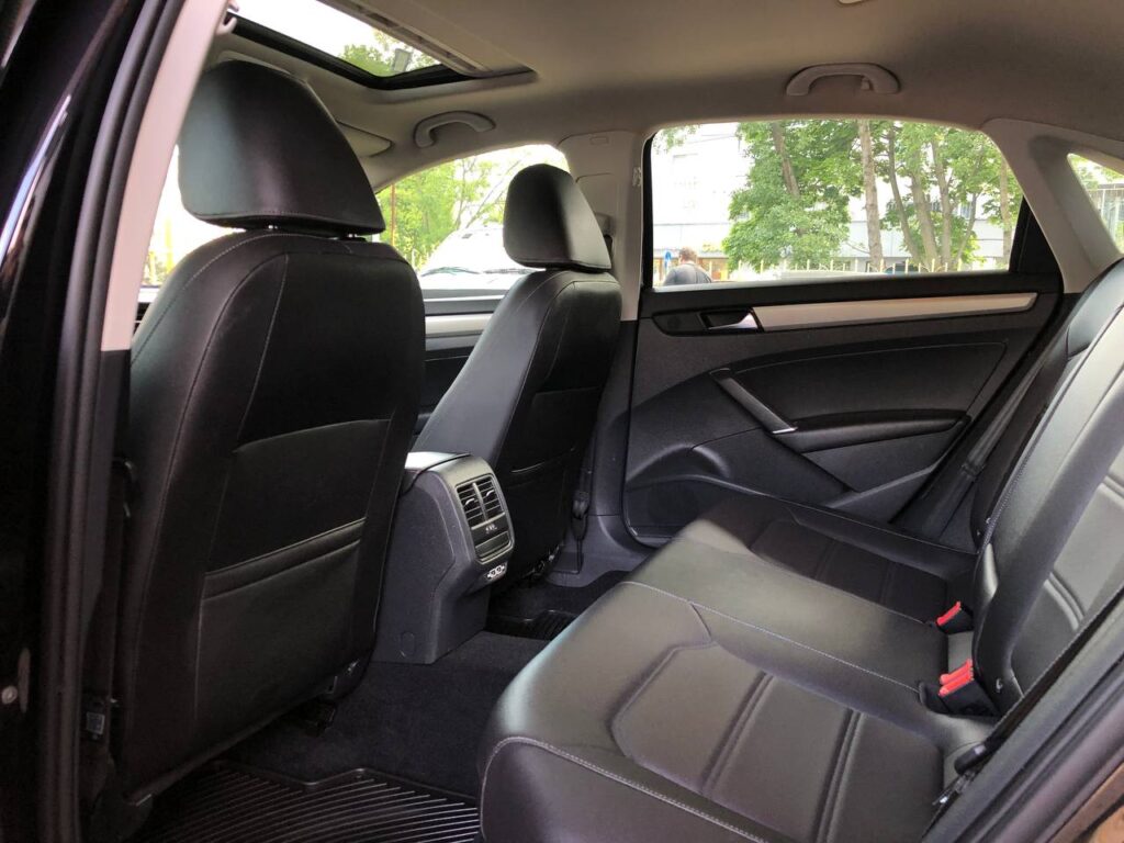 VOLKSWAGEN PASSAT 2021