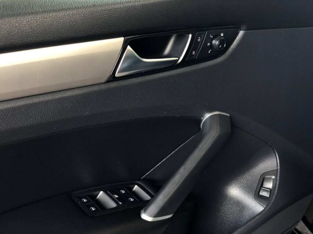 VOLKSWAGEN PASSAT 2021