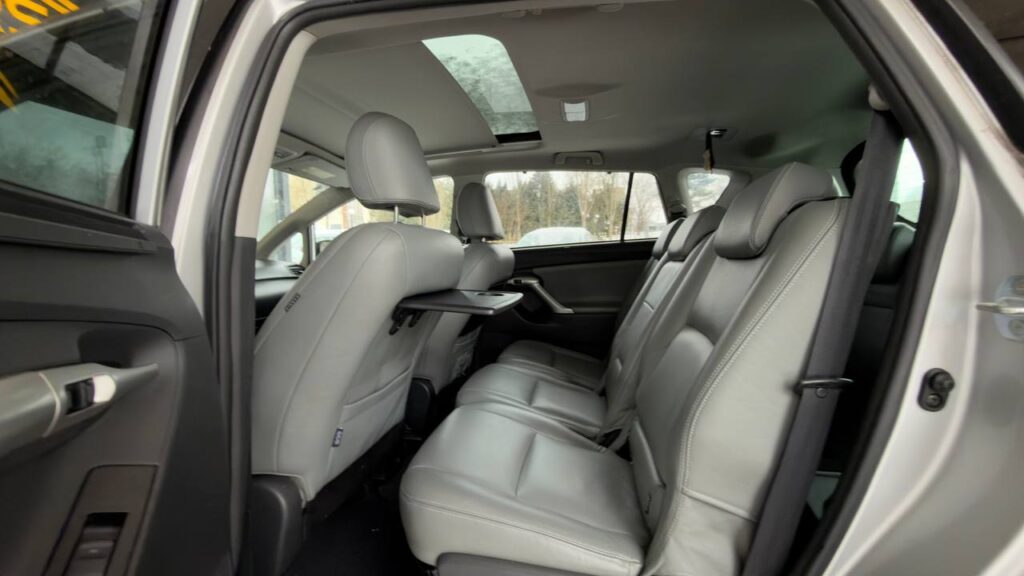 TOYOTA VERSO 2010