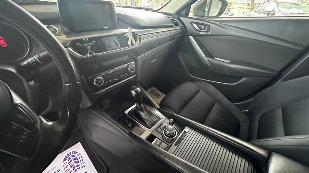 MAZDA 6 2015