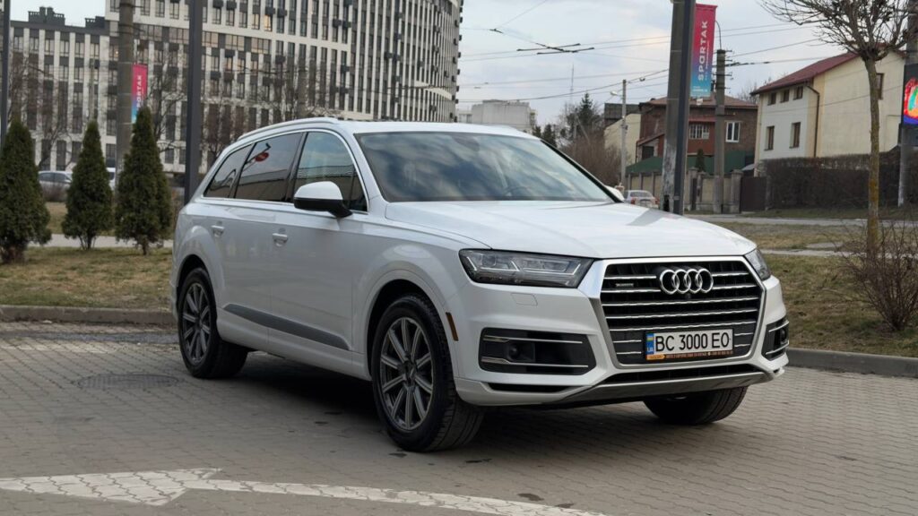 AUDI Q7 2017