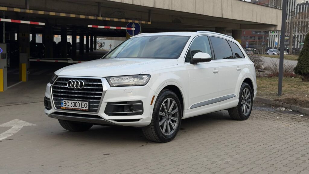 AUDI Q7 2017