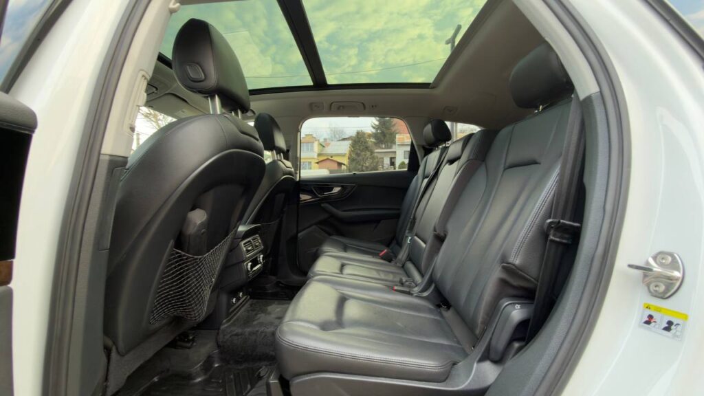 AUDI Q7 2017