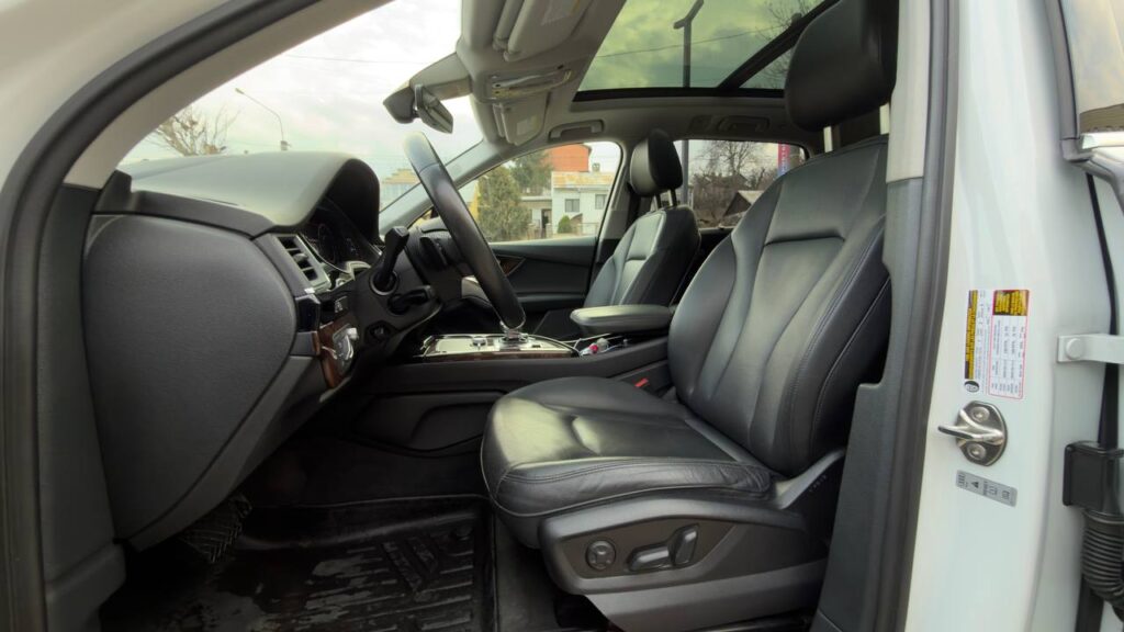 AUDI Q7 2017