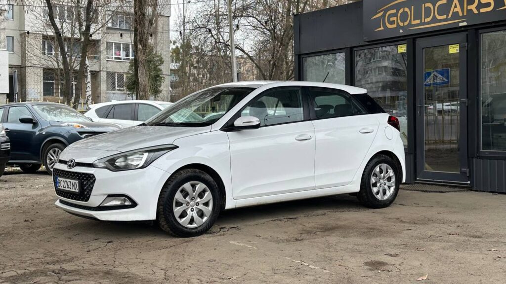 HYUNDAI I20
