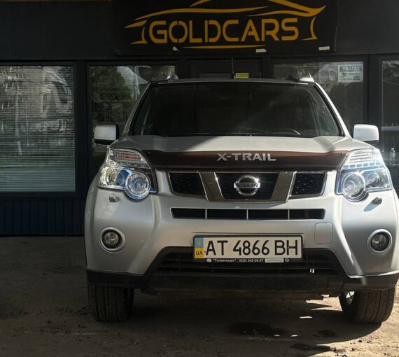 NISSAN X-TRAIL