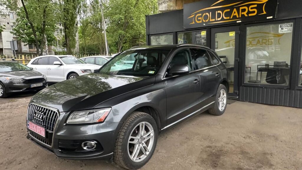 AUDI Q5