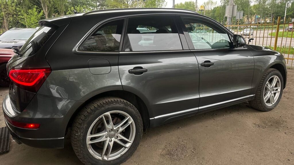 AUDI Q5