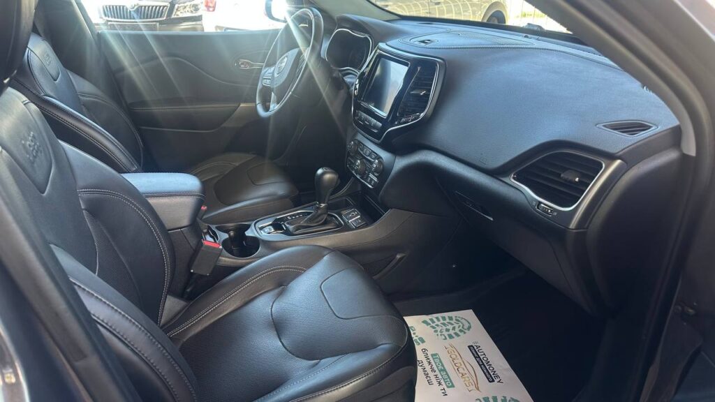 JEEP CHEROKEE 2018