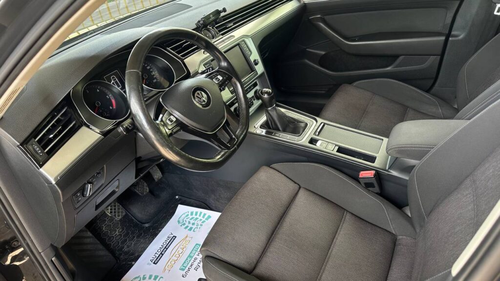 VOLKSWAGEN PASSAT B 8