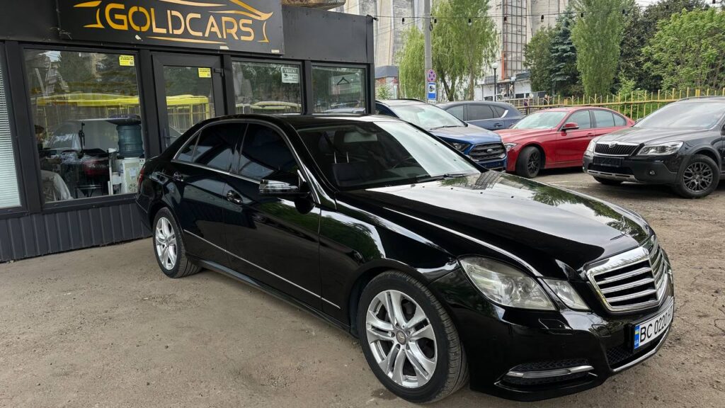 MERCEDES BENZ 2012