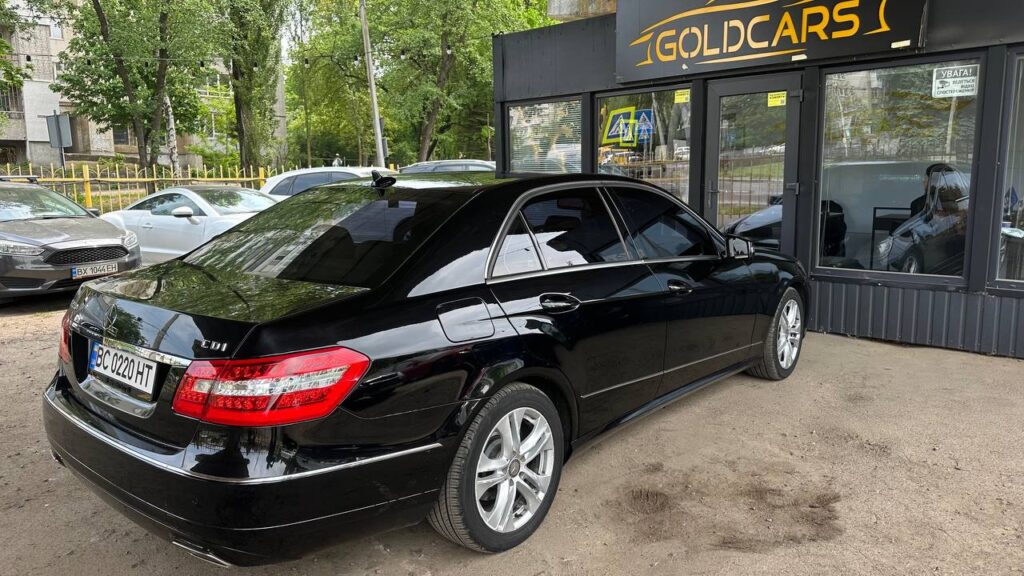 MERCEDES BENZ 2012