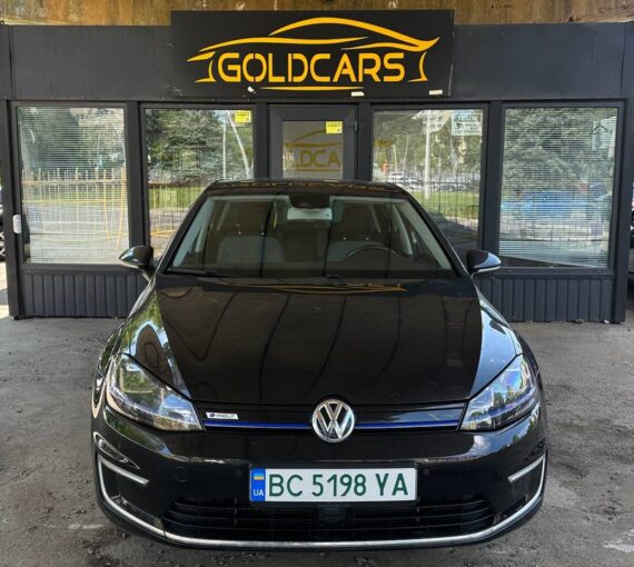 VOLKSWAGEN E -GOLF 2015