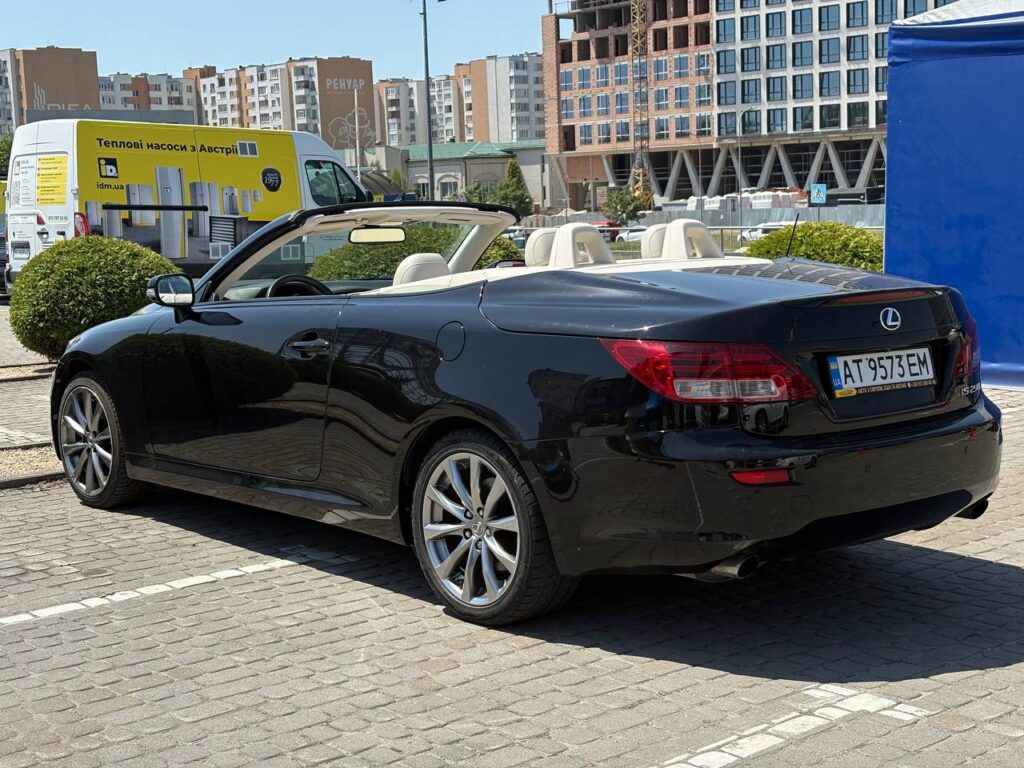 Lexus IS 250 C