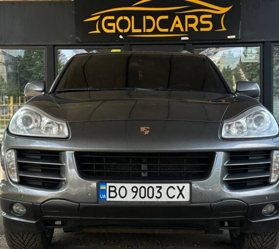 POORSCHE CAYENNE