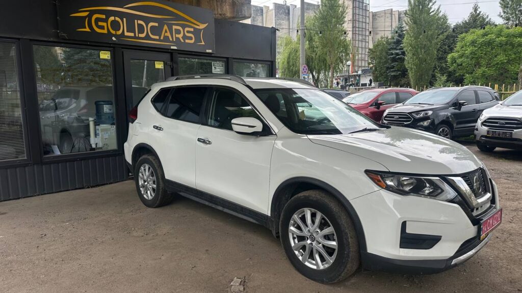NISSAN ROGUE