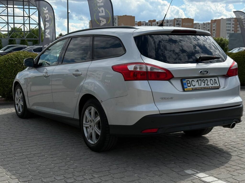 Ford Focus 2011