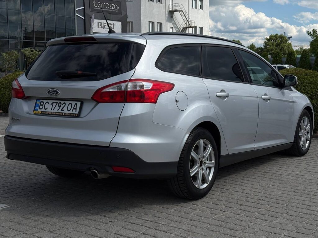 Ford Focus 2011