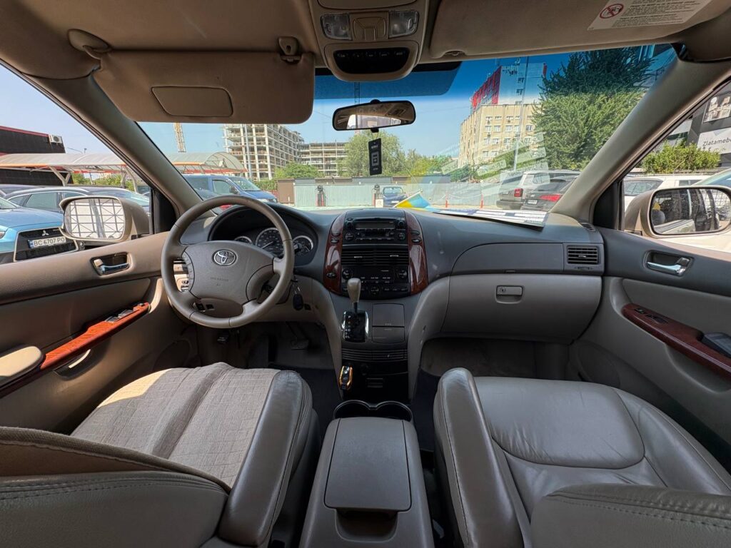Toyota Sienna