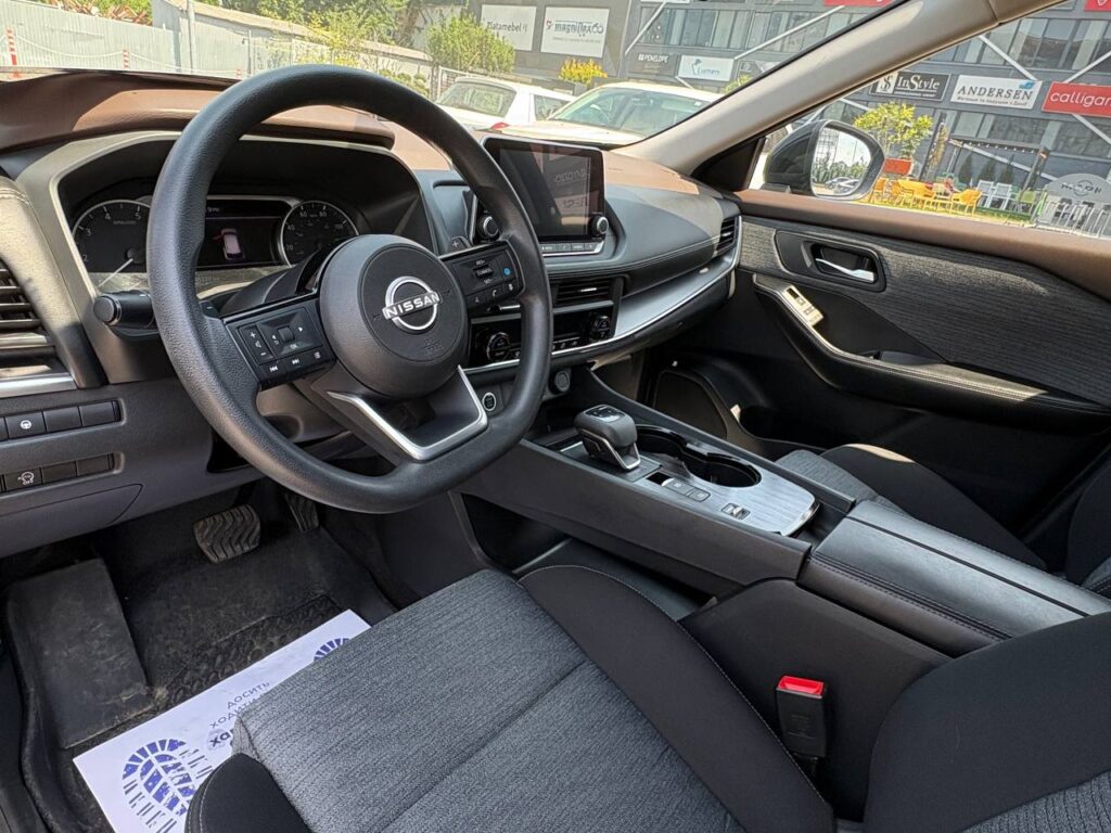 Nissan Rogue