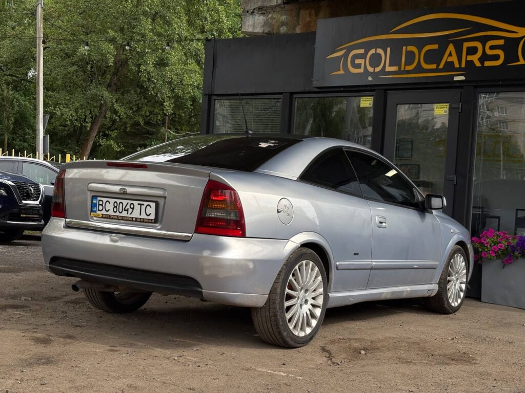 Opel Astra Bertone