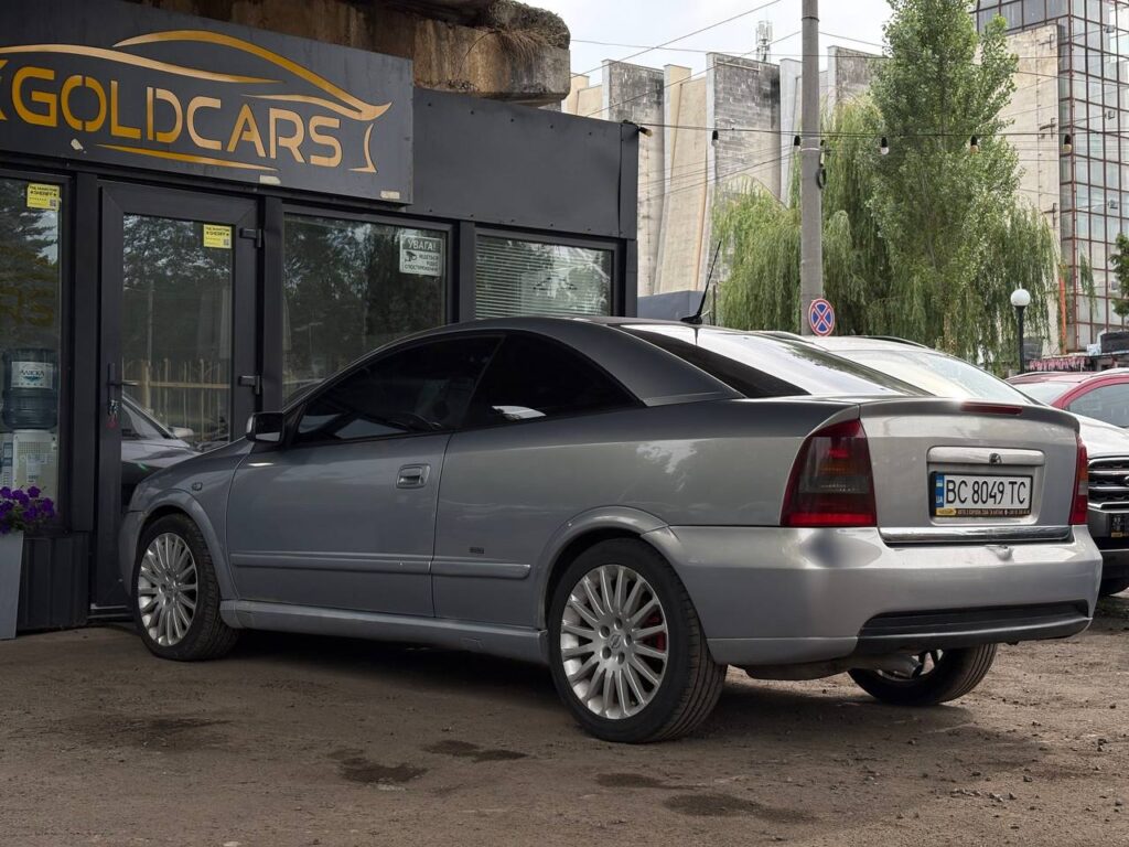Opel Astra Bertone