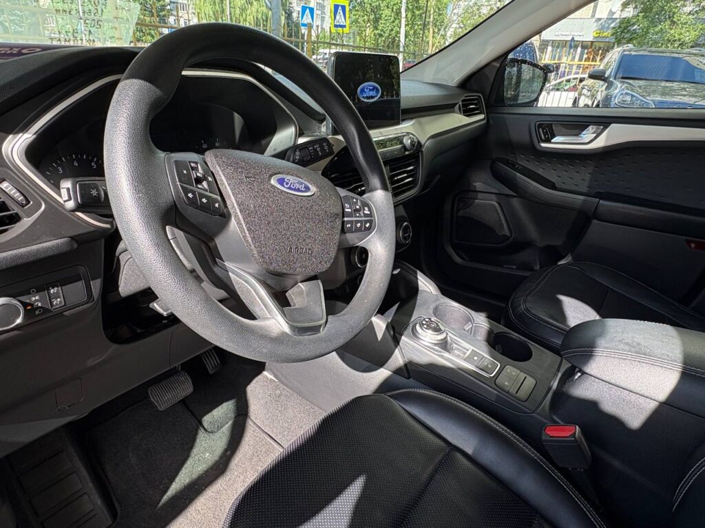 FORD ESCAPE 2020