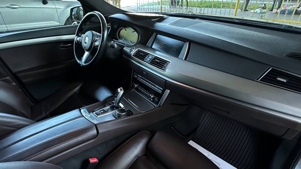 BMW 6GT