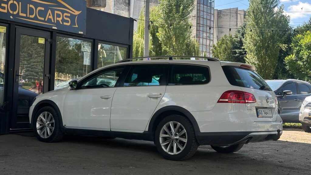 Volkswagen Passat  ALLTRACK 2012
