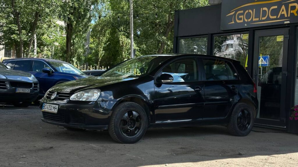 VOLKSWAGEN GOLF 5
