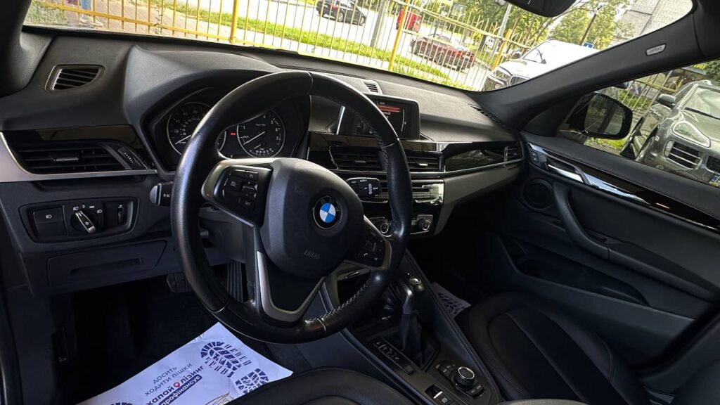 BMW X1
