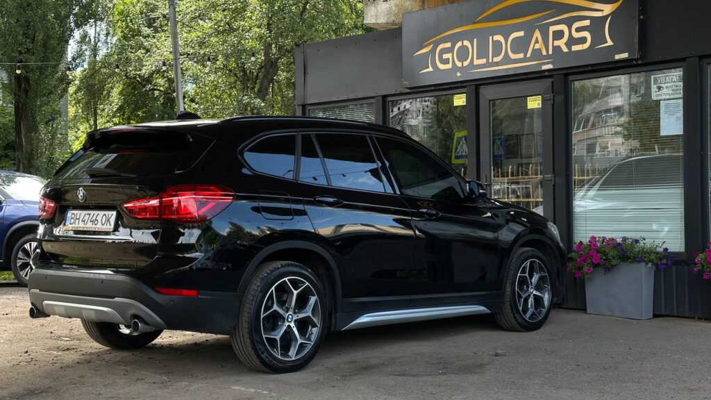 BMW X1