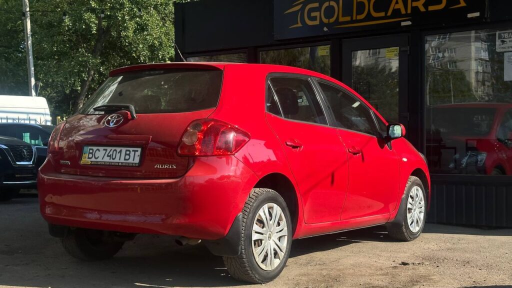 Toyota AURIS