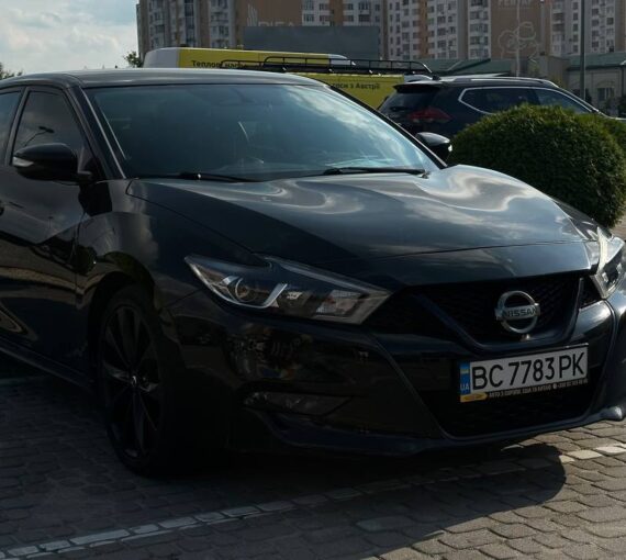 NISSAN MAXIMA 2015
