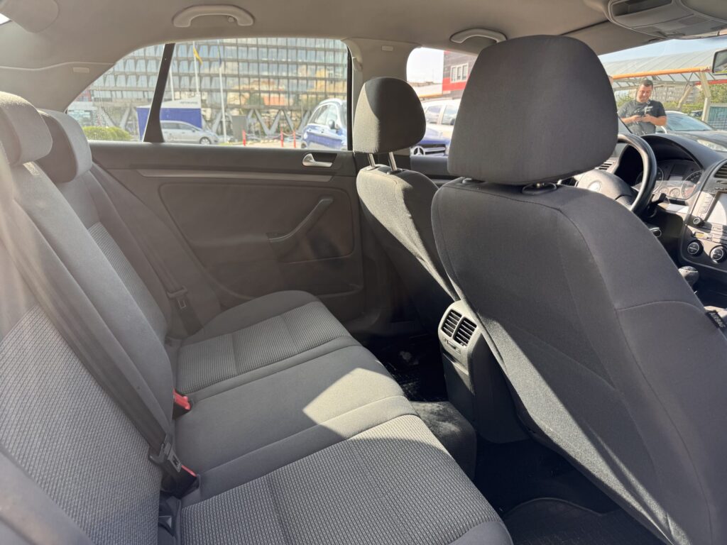 VOLKSWAGEN JETTA 2008