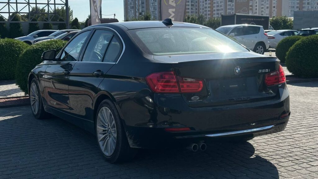 BMW 328