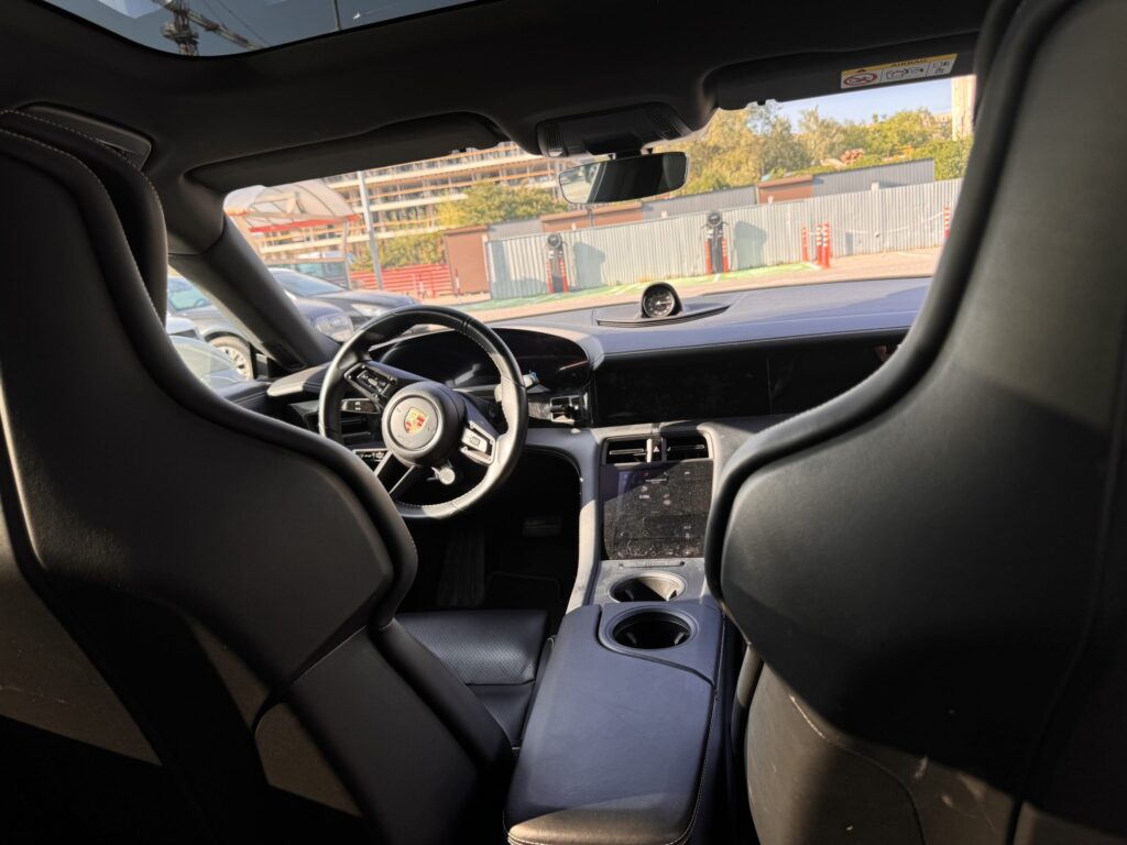 PORSCHE TAYCAN 4S CROSS TOURISM