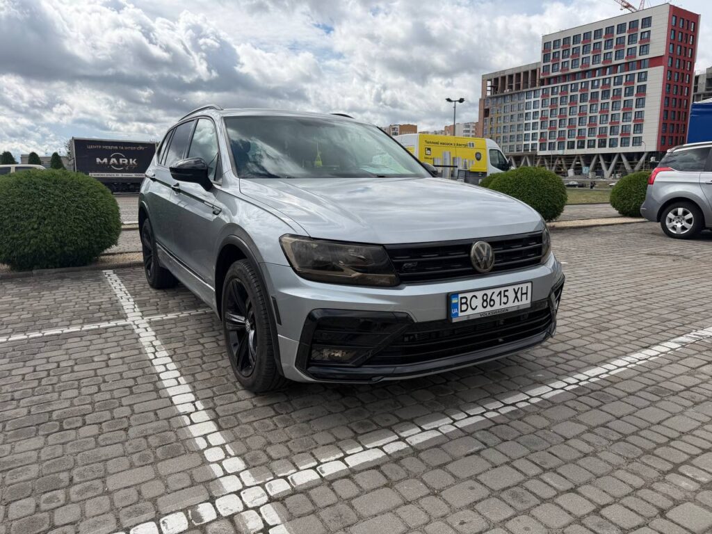 VOLKSWAGEN TIGUAN 2019