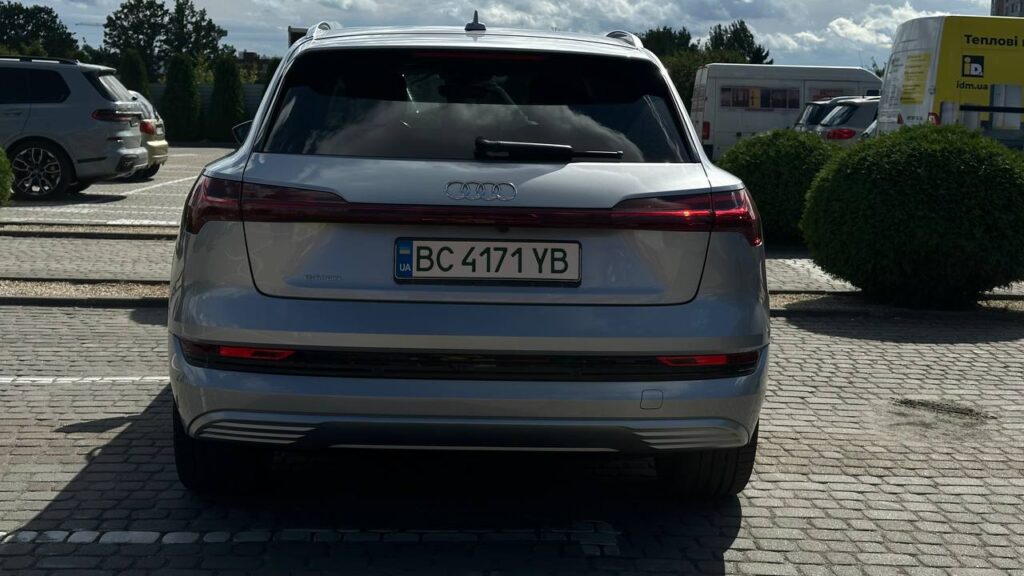 AUDI E-TRON 2019