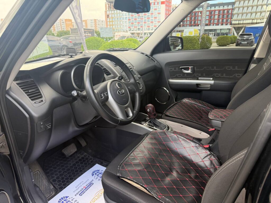 KIA SOUL 2012