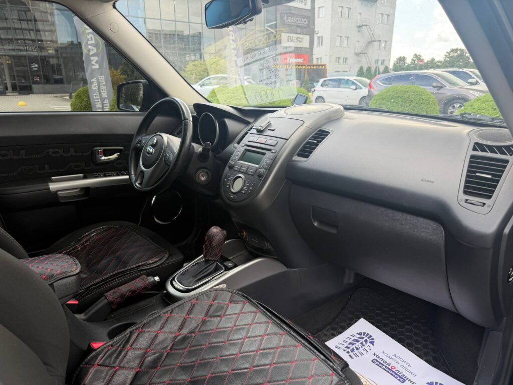 KIA SOUL 2012