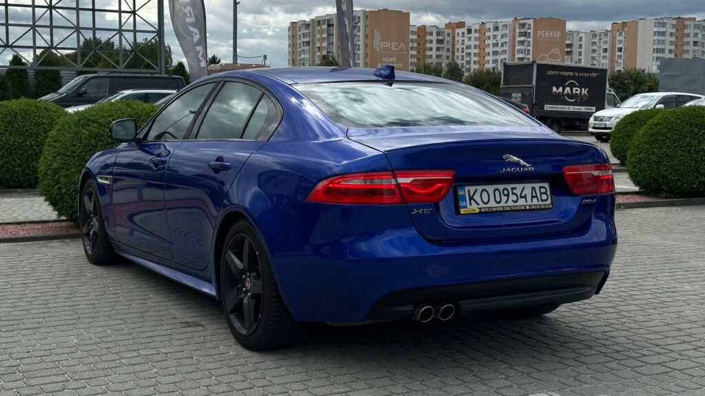 JAGUAR XE 2016