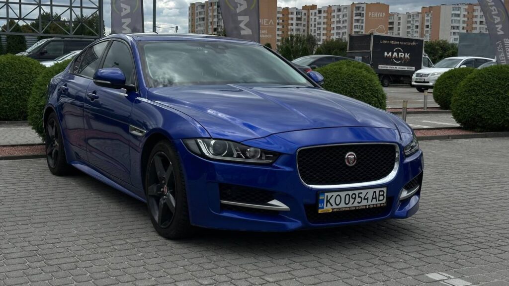 JAGUAR XE 2016