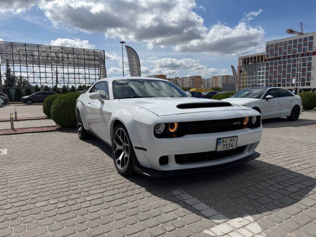 DODGE CHALLENGER