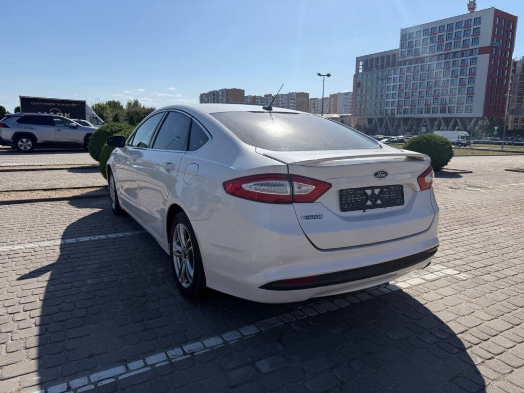 FORD FUSION 2016