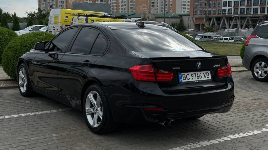 BMW 328