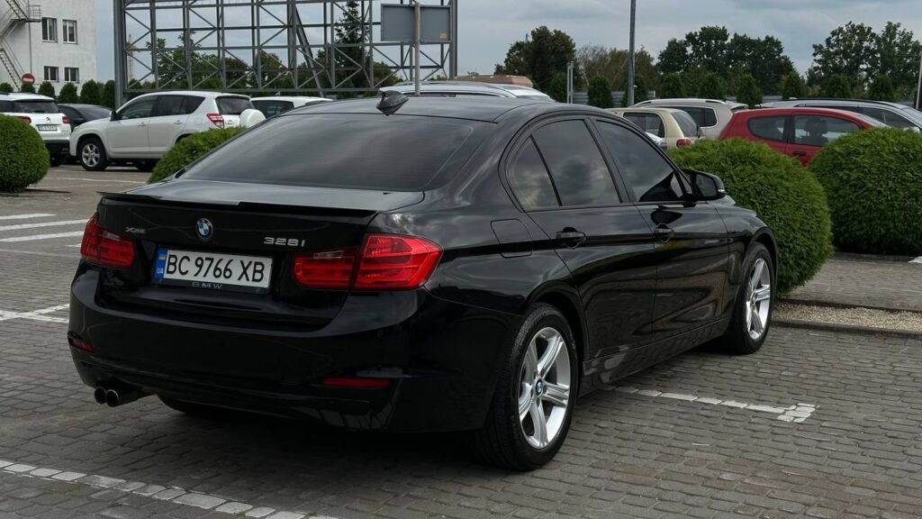 BMW 328